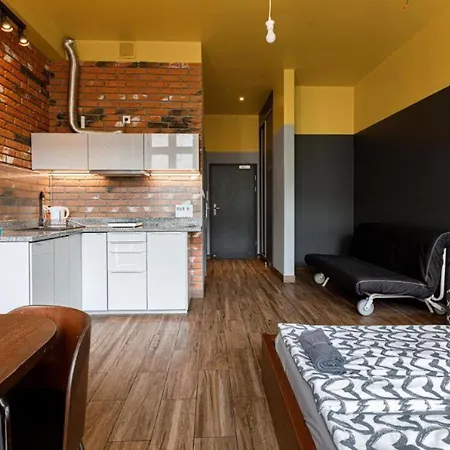Golden Apartments&k51b/28